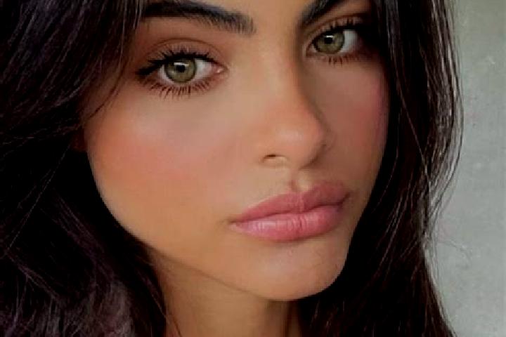 Emma, 23, a black grey-eyed indian companion based in Alfstedt. Offering Deep French Kissing, Striptease, Tantra. Available for incall and outcall, day and e...