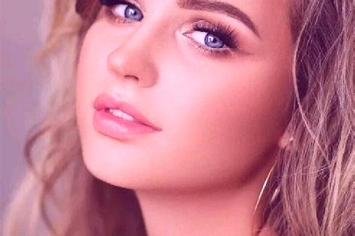 Emma, 23, a dark blonde blue-eyed mediterranean companion based in Kizhaba. Offering A-Level, Tantra, Couples. Available for incall and outcall, overnight bo...