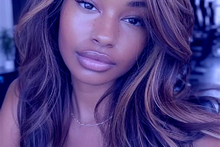 Emma, 23, a dark blonde grey-eyed mixed companion based in Vahldorf. Offering Erotic Massage, Dinner Date, Couples. Available for incall and outcall, overnig...