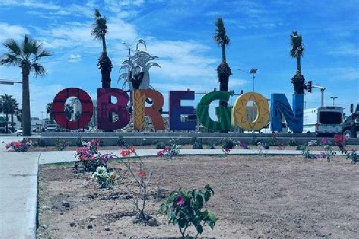 Emma, 23 — Escort in Alvaro Obregon, Mexico
