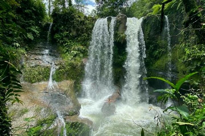 Emma, 23 — Escort in El Eden, Honduras
