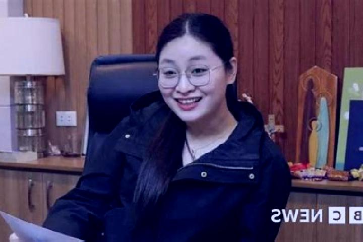 Emma, 24 — Escort in Chenguang, China
