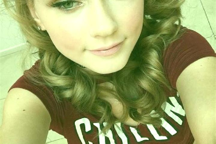 Emma, 24 — Escort in Hays, Yemen
