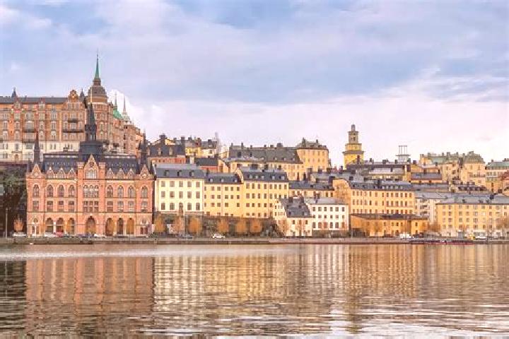 Emma, 24 — Escort in Koepmanholmen, Sweden