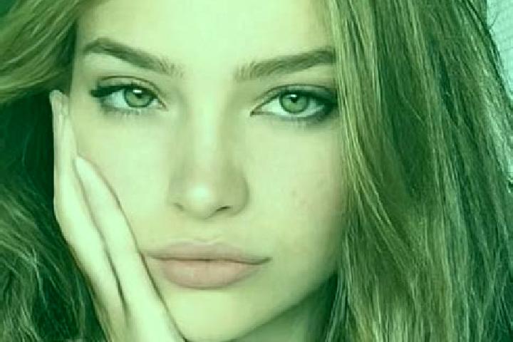 Emma, 25, a blonde brown-eyed caucasian companion based in Stary Targ. Offering Overnight, Tantra, A-Level, Massage. Available for incall and outcall, day an...