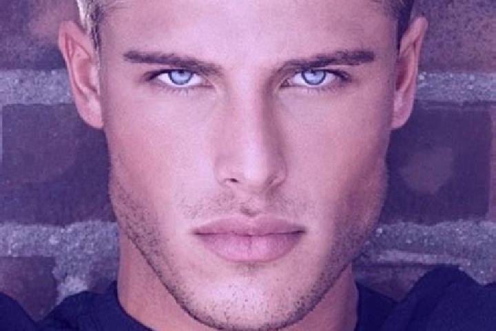 Emma, 25, a dark blonde grey-eyed caucasian companion based in Budateteny. Offering Party Girl, Deep French Kissing, BDSM, Couples. Available for incall and ...