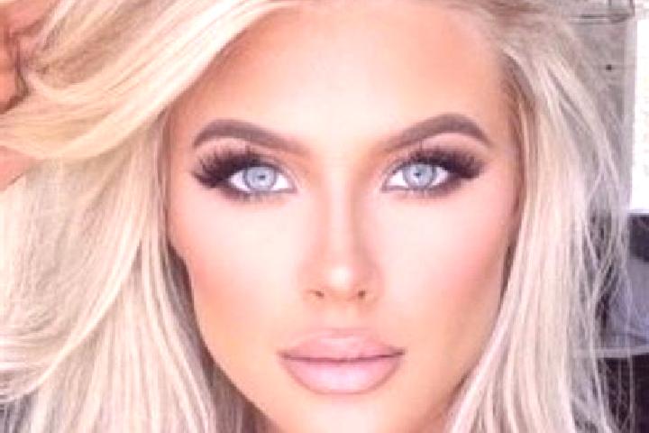 Emma, 25, a platinum blonde amber-eyed european companion based in Dahoua. Offering 69, Erotic Massage, BDSM. Available for incall and outcall, day and eveni...