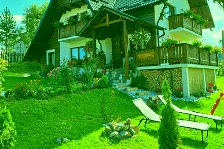 Emma, 25 — Escort in Delnita, Romania
