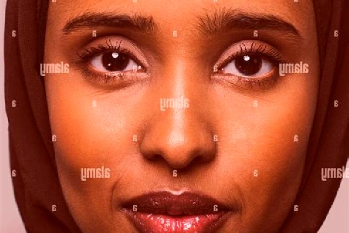 Emma, 26, a auburn brown-eyed middle eastern companion based in Saniwonorejo. Offering Roleplay, Duos, Prostate Massage, Erotic Massage, Girlfriend Experienc...