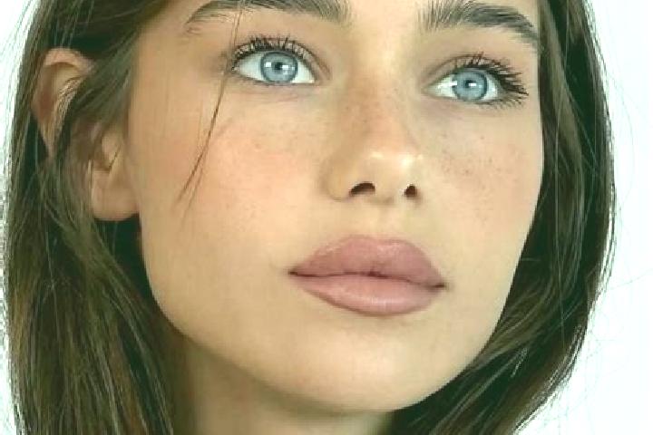 Emma, 26, a brunette brown-eyed mixed companion based in Azilda. Offering Fetish, A-Level, Travel Companion. Available for incall and outcall, overnight book...