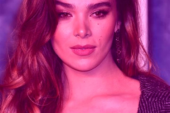 Emma, 26, a brunette dark-eyed latina companion based in San Rafael. Offering Roleplay, Duos, Deep French Kissing, Erotic Massage. Available for incall and o...