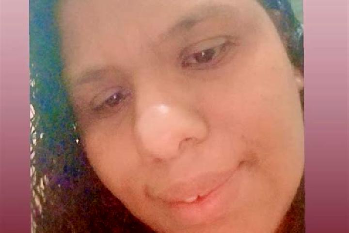 Emma, 26 — Escort in Careacu, Brazil
