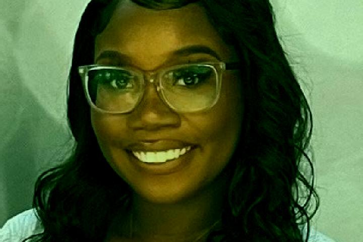 Emma, 26 — Escort in Chocowinity, United States