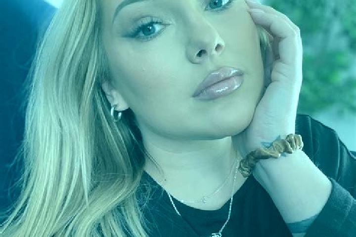 Emma, 26 — Escort in Gorki, Poland
