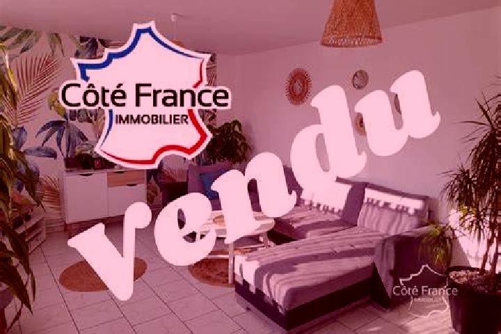 Emma, 26 — Escort in La Flamengrie, France