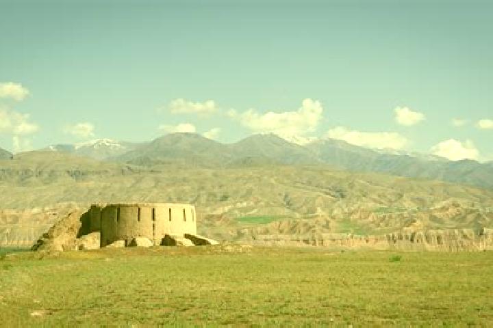 Emma, 26 — Escort in Qal eh-ye Khvajeh, Iran