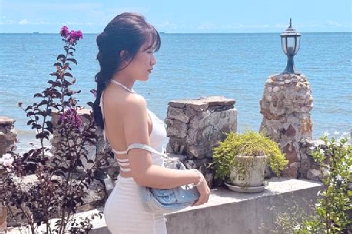 Emma, 26 — Escort in Tailing, China