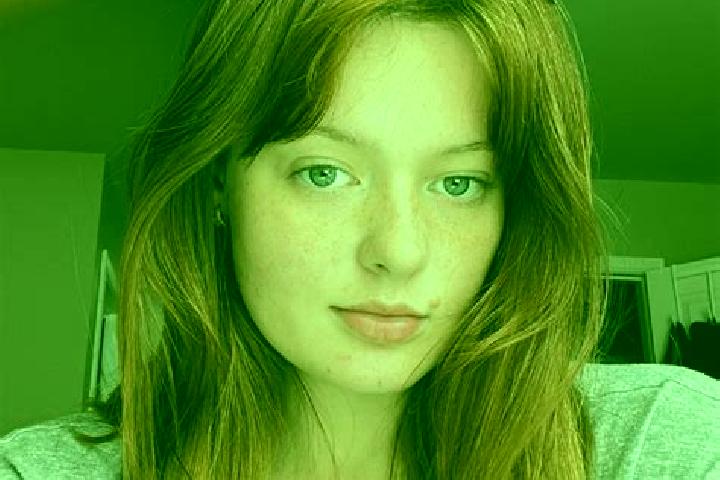 Emma, 27, a auburn amber-eyed indian companion based in Radimna. Offering GFE, A-Level, Striptease, Prostate Massage, Girlfriend Experience. Available for in...