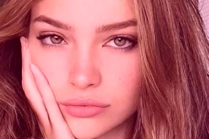 Emma, 27, a blonde brown-eyed middle eastern companion based in Alfatar. Offering Massage, CIM, Striptease. Available for incall and outcall, day and evening...