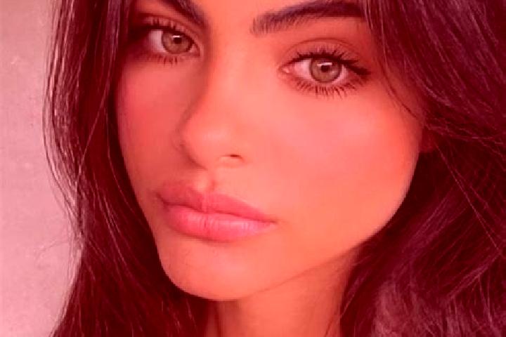 Emma, 27, a brunette dark-eyed mixed companion based in Vlierden. Offering Erotic Massage, Tantra, Roleplay. Available for incall and outcall, day and evenin...