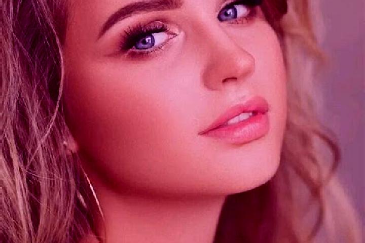 Emma, 27, a dark blonde blue-eyed middle eastern companion based in Pengjia Zhaizi. Offering Erotic Massage, Couples, Party Girl, Massage. Available for inca...