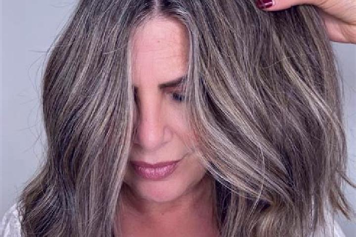 Emma, 27, a dark blonde grey-eyed caucasian companion based in Kheivani. Offering 69, Party Girl, Erotic Massage. Available for incall and outcall, day and e...