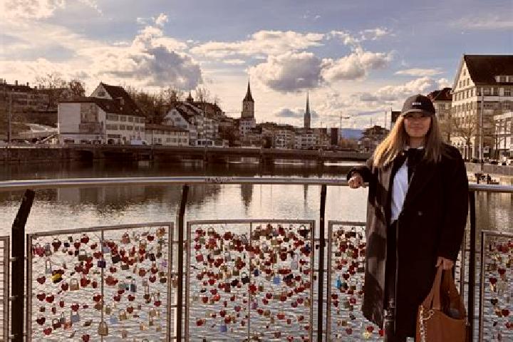 Emma, 27 — Escort in Effretikon / Moosburg, Switzerland