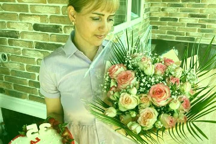 Emma, 27 — Escort in Untesti, Romania