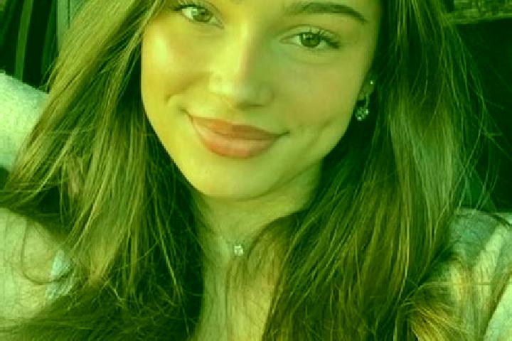 Emma, 28, a chestnut hazel-eyed caribbean companion based in Lug Samoborski. Offering Deep French Kissing, Erotic Massage, Dinner Date, Travel Companion. Ava...