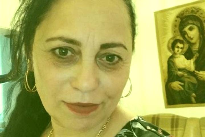 Emma, 28 — Escort in Foltesti, Romania