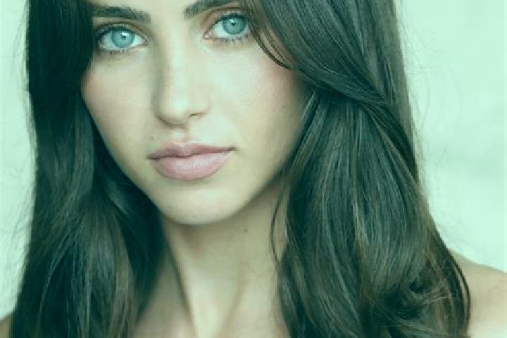 Emma, 29, a brunette brown-eyed middle eastern companion based in Piateda Centro. Offering Girlfriend Experience, BDSM, Domination, Tantra. Available for inc...