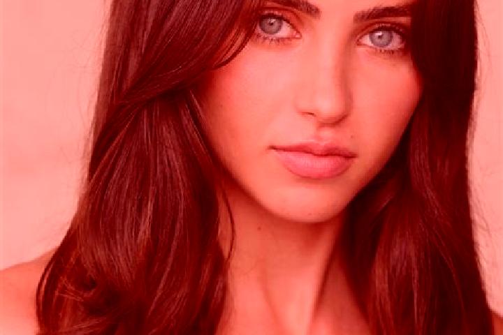 Emma, 29, a chestnut brown-eyed latina companion based in Panaitolion. Offering Couples, Erotic Massage, Girlfriend Experience, Travel Companion, Tantra. Ava...