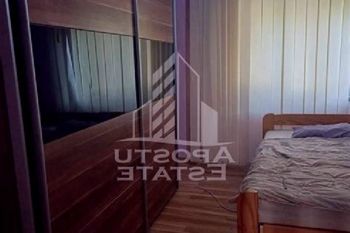Emma, 29 — Escort in Cruceni, Romania