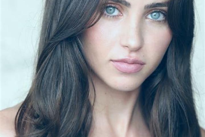 Emma, 30, a black brown-eyed caribbean companion based in Sidoger Lebak. Offering OWO, Roleplay, Overnight, GFE. Available for incall and outcall, day and ev...