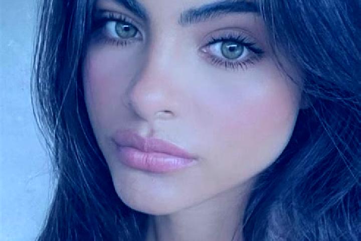 Emma, 30, a black grey-eyed indian companion based in Oostwoud. Offering OWO, Erotic Massage, 69, BDSM. Available for incall and outcall, overnight bookings ...