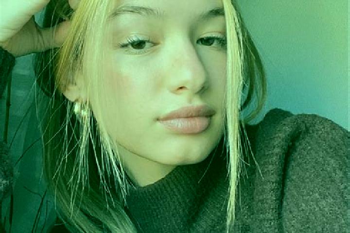 Emma, 31, a blonde brown-eyed mixed companion based in Almendra. Offering Overnight, CIM, Deep French Kissing. Available for incall and outcall, overnight bo...