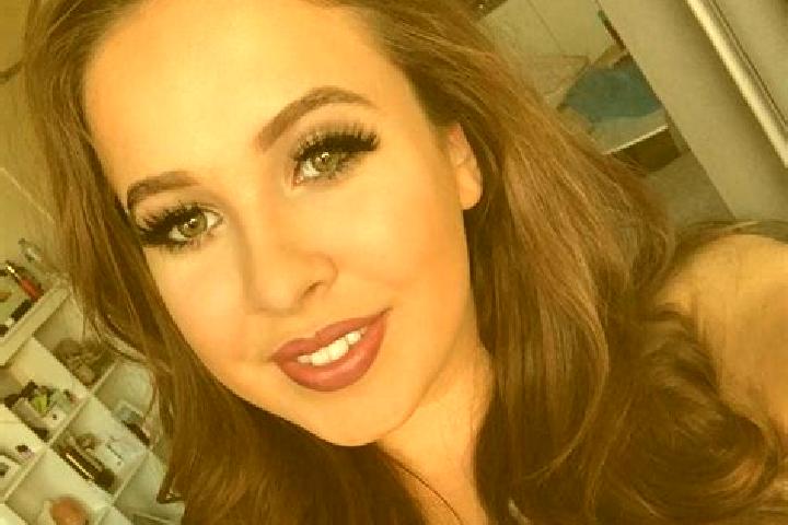Emma, 31, a dark blonde brown-eyed european companion based in Beekhuizen. Offering 69, Fetish, Erotic Massage, Girlfriend Experience, OWO. Available for inc...