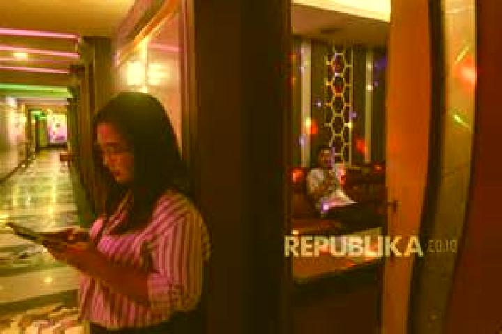 Emma, 31 — Escort in Bulus, Indonesia