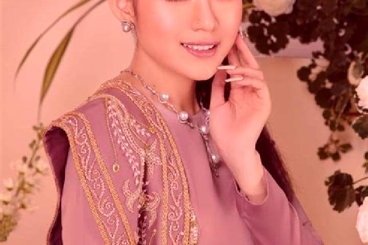 Emma, 31 — Escort in Kyun Ka Lay, Myanmar
