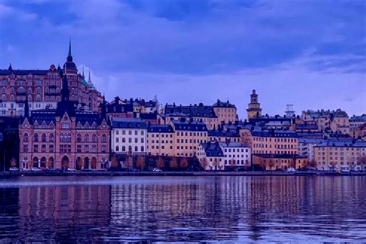 Emma, 31 — Escort in Sandared, Sweden