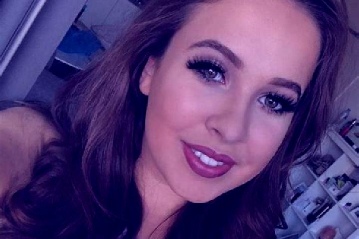 Emma, 32, a blonde brown-eyed slavic companion based in Cormaranche-en-Bugey. Offering Dinner Date, Duos, OWO, Domination, Couples. Available for incall and ...