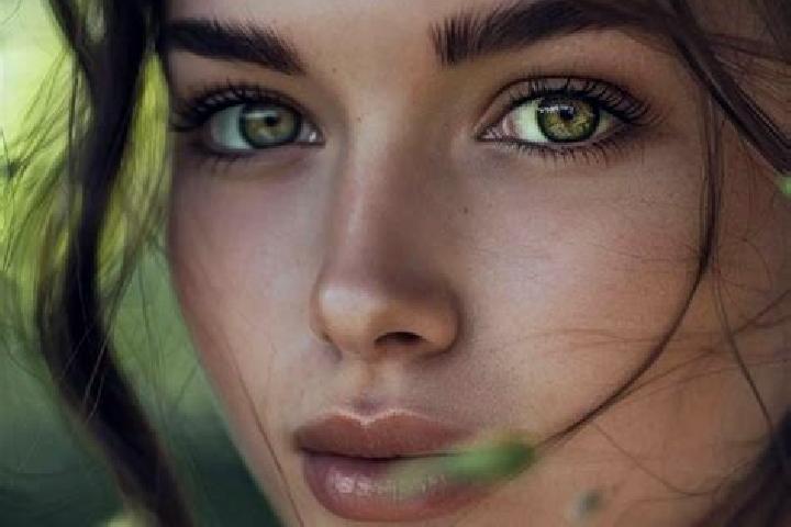 Emma, 32, a brunette hazel-eyed slavic companion based in Doloon. Offering Deep French Kissing, Tantra, Fetish. Available for incall and outcall, day and eve...
