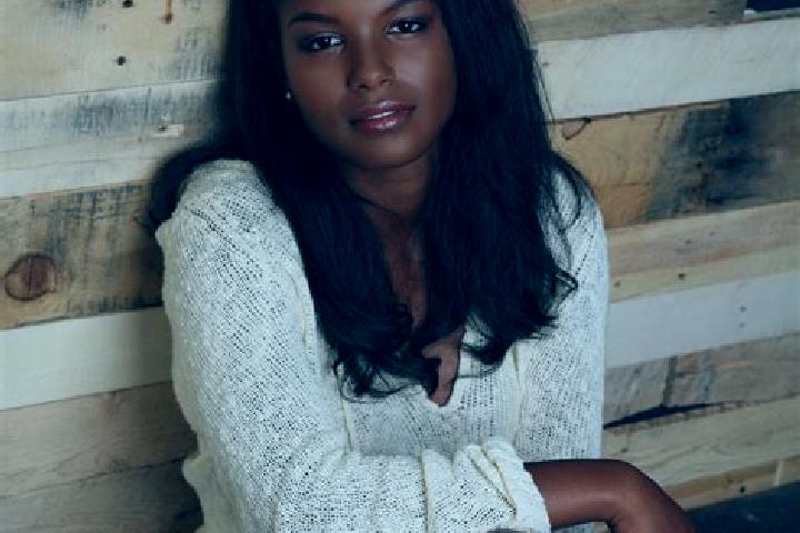 Emma, 32, a chestnut dark-eyed ebony companion based in Vaasa. Offering OWO, Dinner Date, Tantra, Party Girl. Available for incall and outcall, overnight boo...