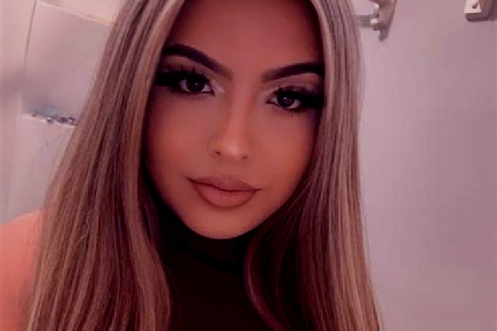 Emma, 33, a blonde dark-eyed latina companion based in Mestec Kralove. Offering OWO, Prostate Massage, BDSM, Striptease. Available for incall and outcall, da...