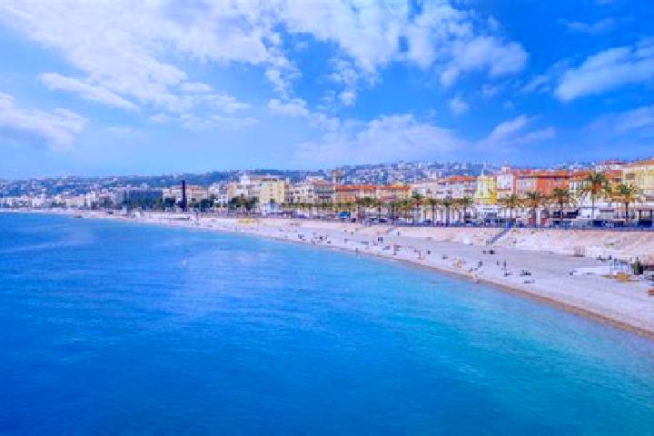 Emma, 33 — Escort in Nizza di Sicilia, Italy