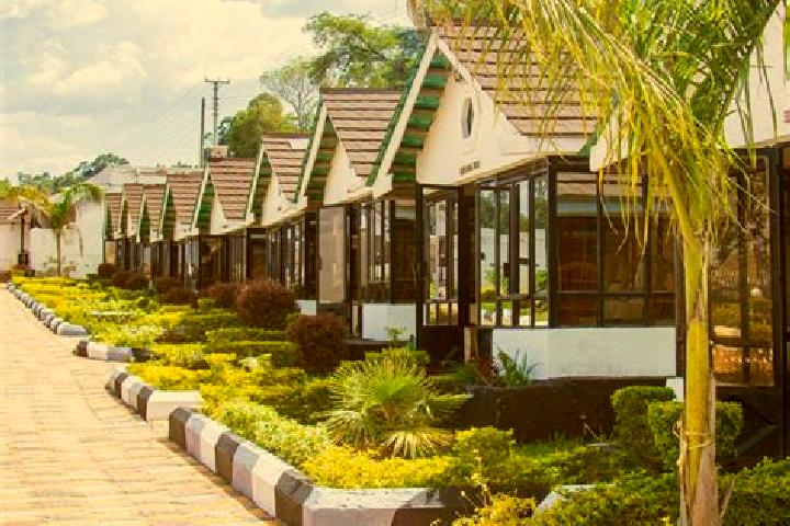 Emma, 33 — Escort in Webuye, Kenya
