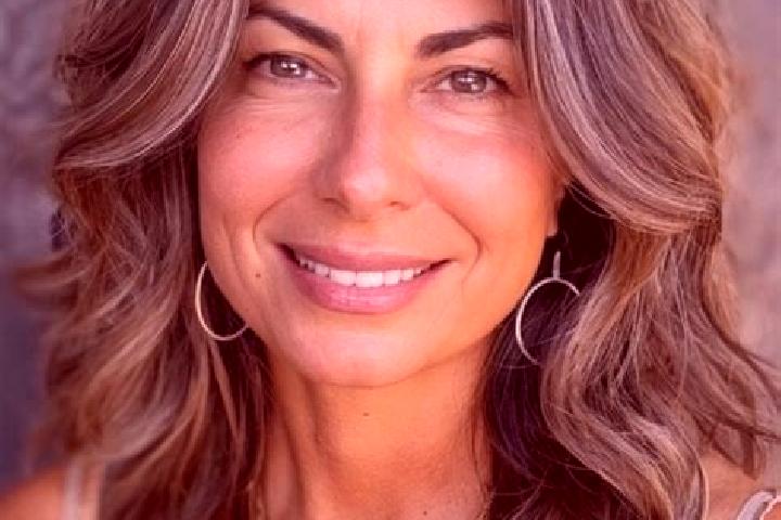 Emma, 34, a brunette grey-eyed caucasian companion based in Tottakkurichchi. Offering Fetish, BDSM, Domination, Tantra. Available for incall and outcall, day...