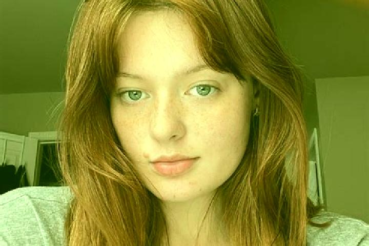 Emma, 34, a chestnut amber-eyed middle eastern companion based in Marges. Offering Roleplay, Erotic Massage. Available for incall and outcall, day and evenin...