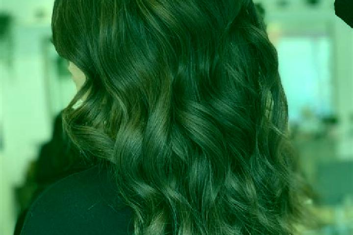 Emma, 34, a chestnut brown-eyed latina companion based in Al Funduq. Offering CIM, Erotic Massage, Striptease. Available for incall and outcall, day and even...