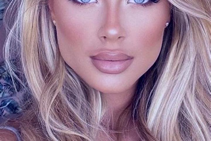 Emma, 35, a blonde blue-eyed latina companion based in Scarpizzolo. Offering Dinner Date, BDSM, Party Girl, GFE. Available for incall and outcall, overnight ...